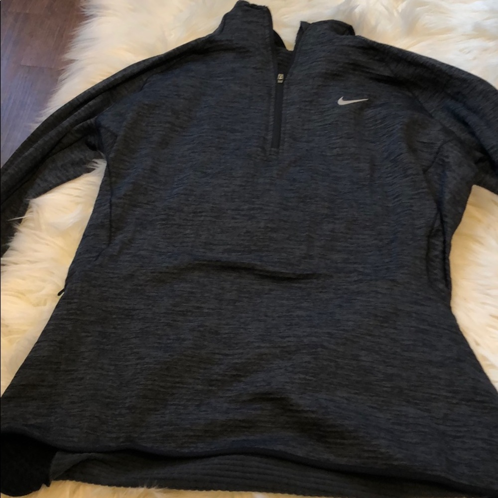 Nike pullover
